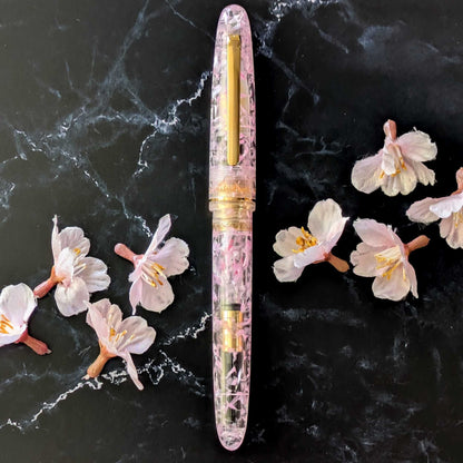Kachofugetsu - Flower Fountain Pen BUNGUBOX x Esterbrook