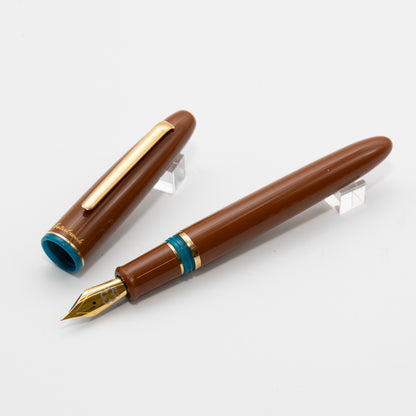 Esterbrook Estie Back to the Land Incredible Rock