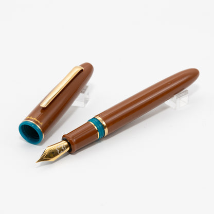 Esterbrook Estie Back to the Land Incredible Rock