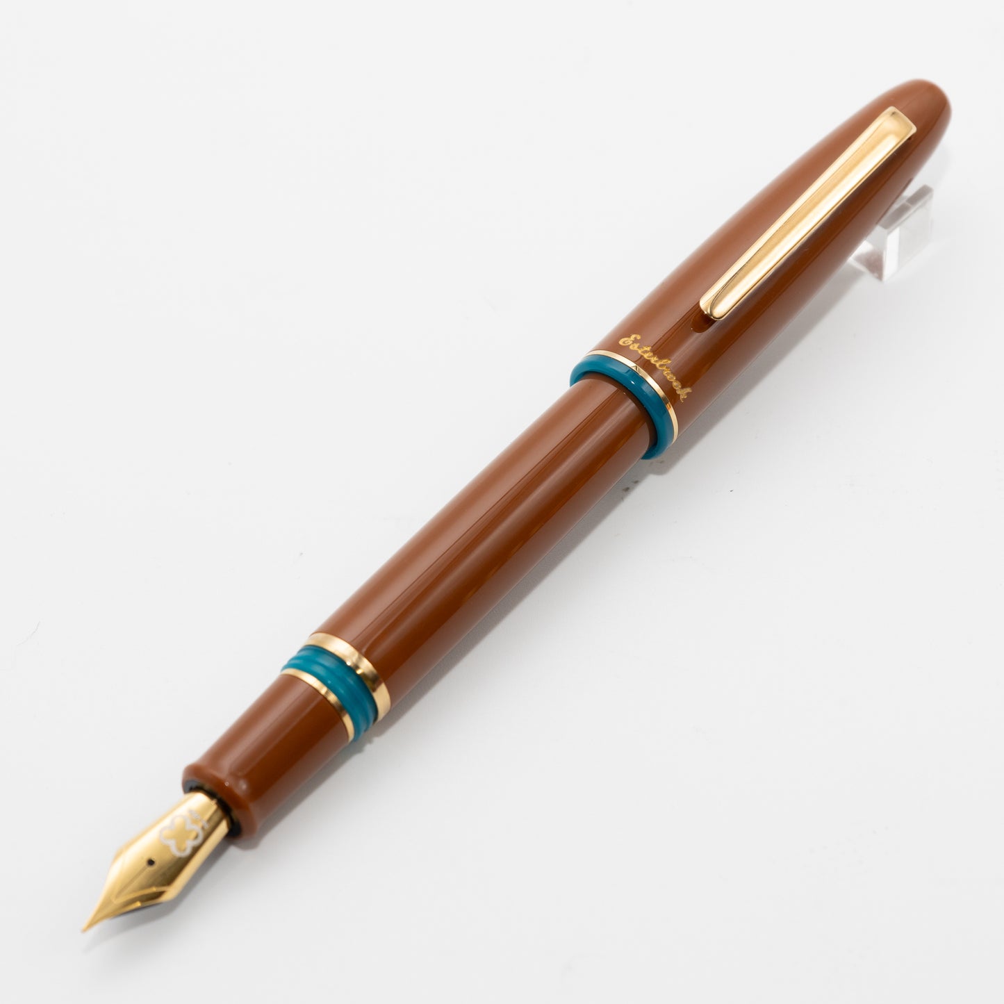 Esterbrook Estie Back to the Land Incredible Rock