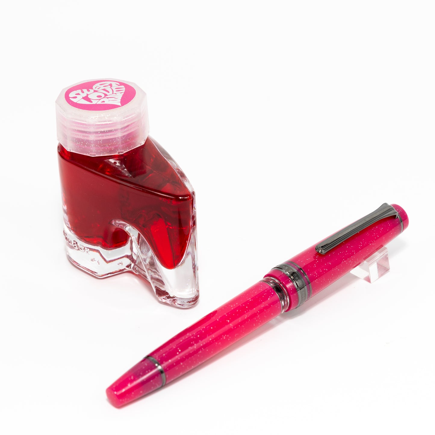 Never Enough Love Pink Pro Gear Realo