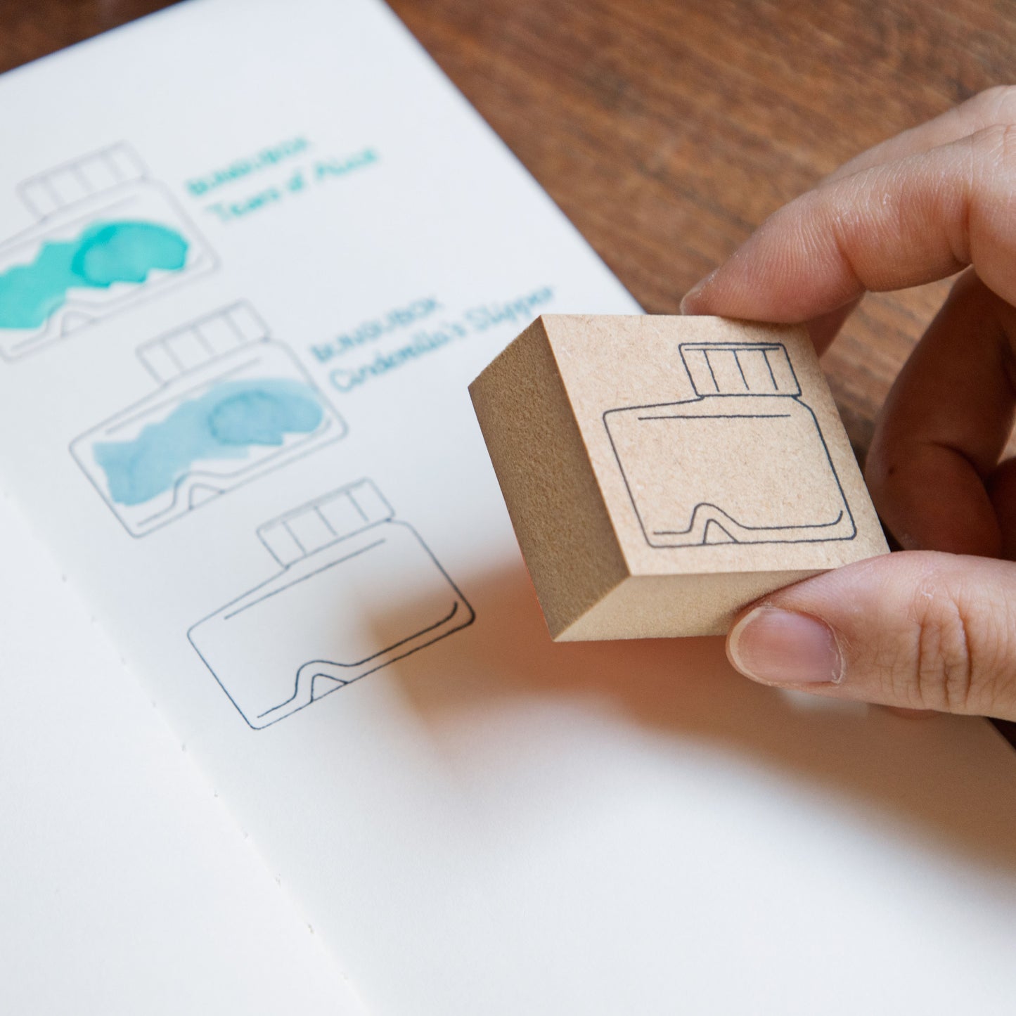 ヒールシェイプボトルはんこ (L)