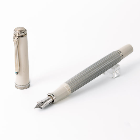 Pelikan M405 シルバーホワイト (EF)