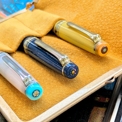 Café Terrace at Night Metal Clasp Pen Case for 3 pens, BUNGUBOX x Penguin Kaban