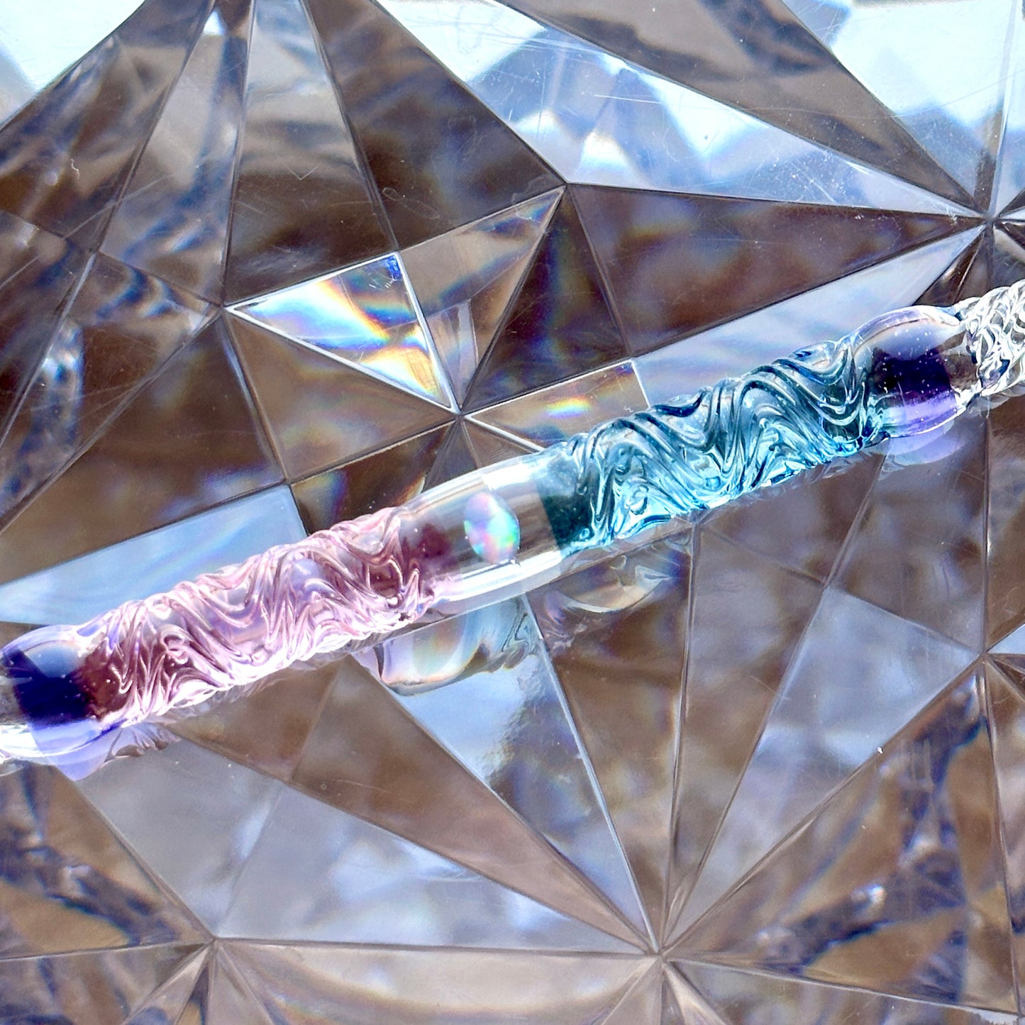 Hydrangea Double-sided Glass Pen, BUNGUBOX x Synchronicity Glass Art