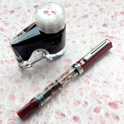 赤溜め七宝繋ぎ 輪島蒔絵万年筆 TWSBI ECO
