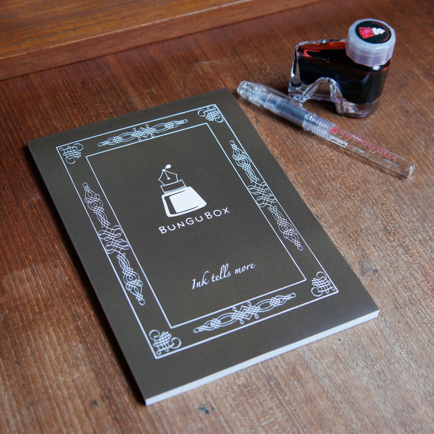 BUNGUBOX Bumpy Memo Pad for Fountain Pens, L　