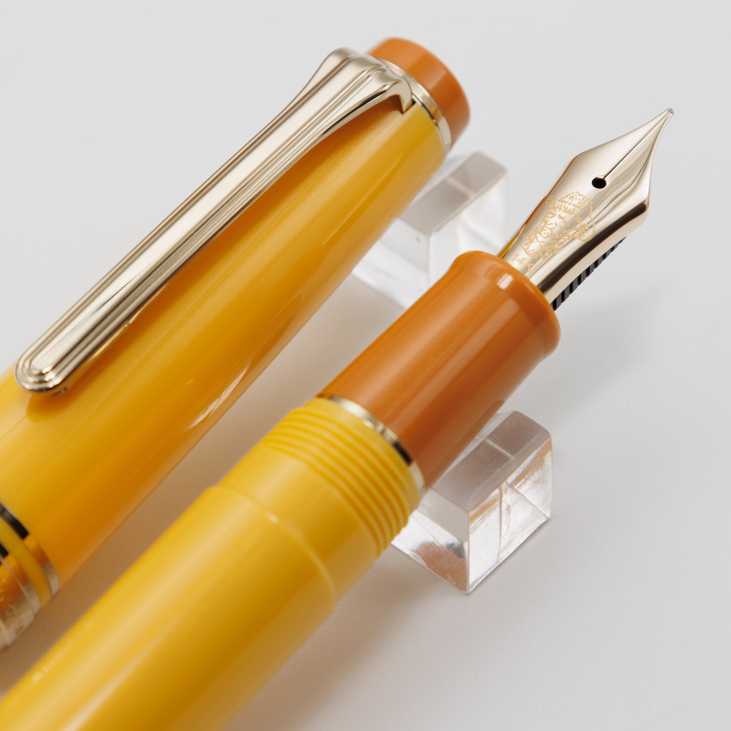 Sunflowers of Arles, ProGear Slim Mini