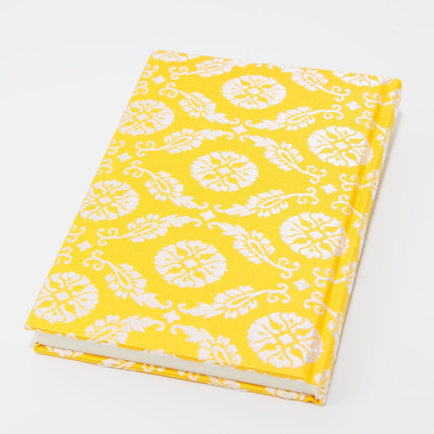 Konkan Shoten Nishijin-ori Pure Silk Notebook – S Size