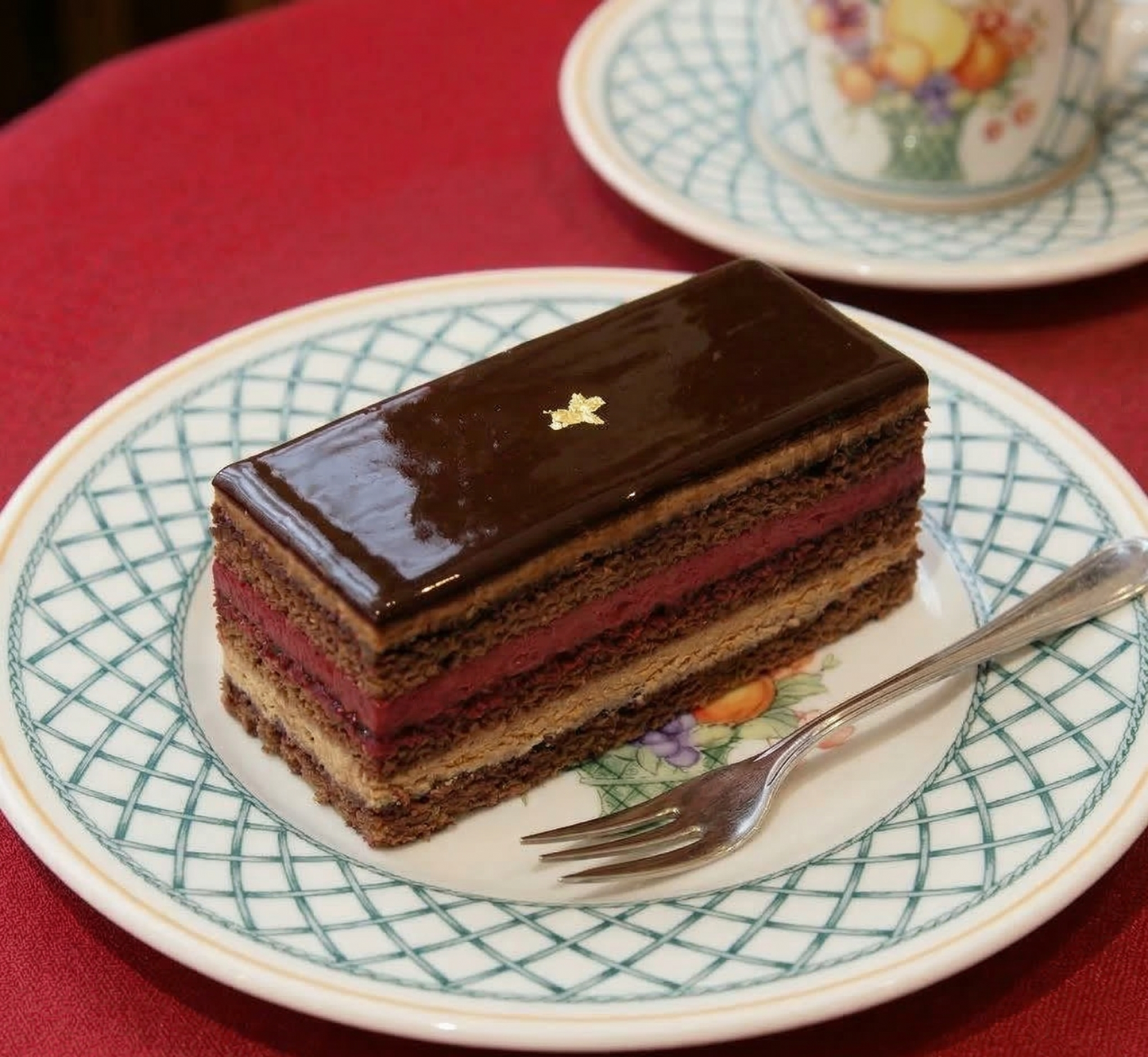 Opera Framboise metal clasp pen case for 3, BUNGUBOX x Penguin Kaban-sha